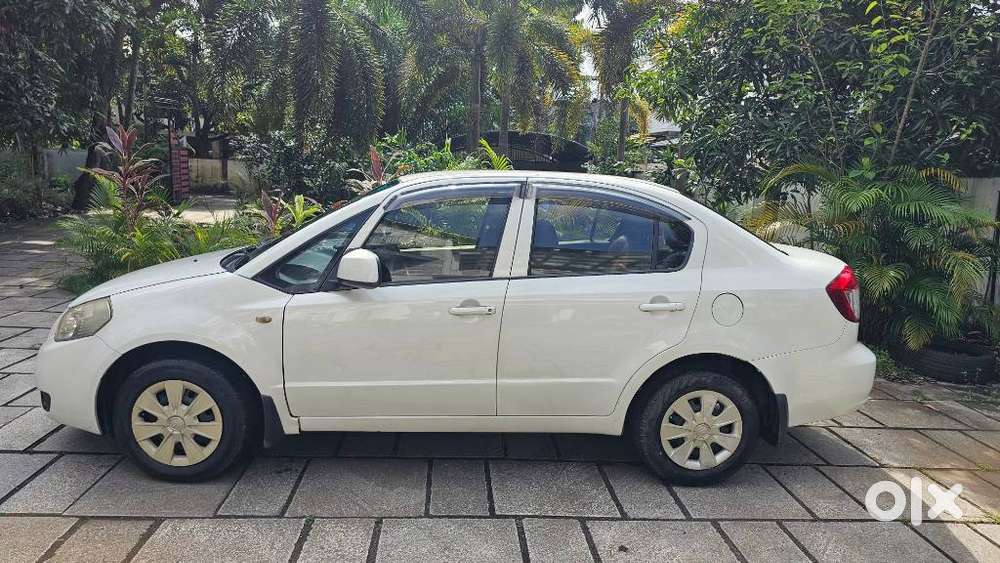 Maruti Suzuki Sx4 Vxi Bsiv, 2009, Petrol
