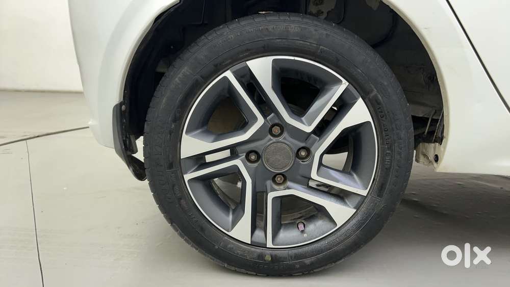 Tata Tiago Xza Plus, 2021, Petrol