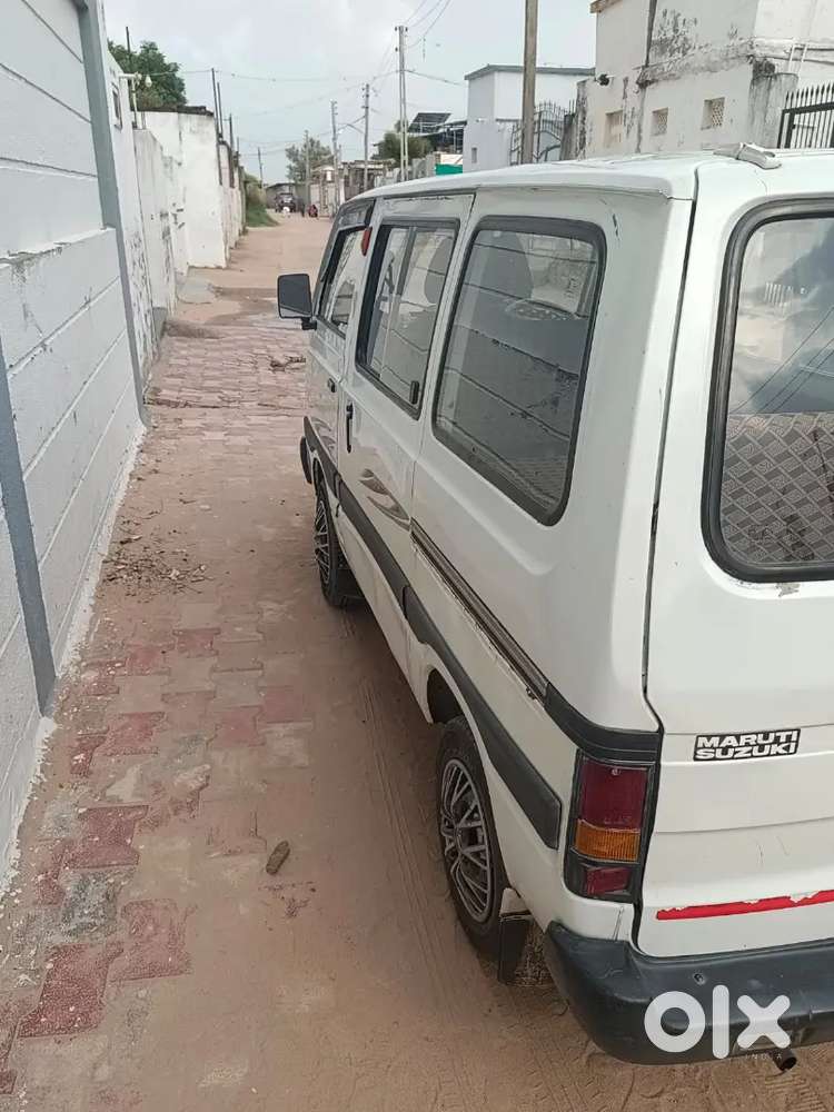 Maruti Suzuki Omni 2012