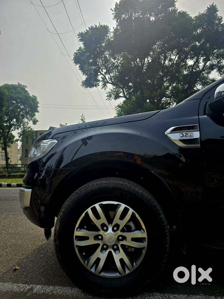 Ford Endeavour 3.2 Titanium At 4x4, 2017, Diesel
