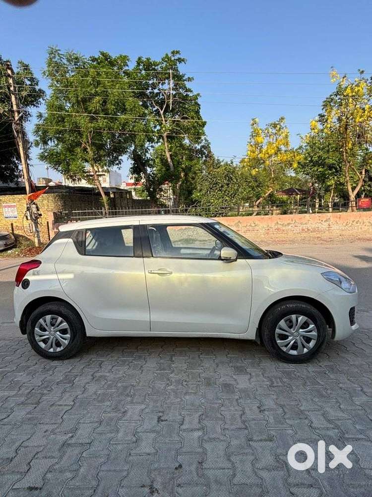 Maruti Suzuki Swift Vxi Cng, 2022, Cng & Hybrids