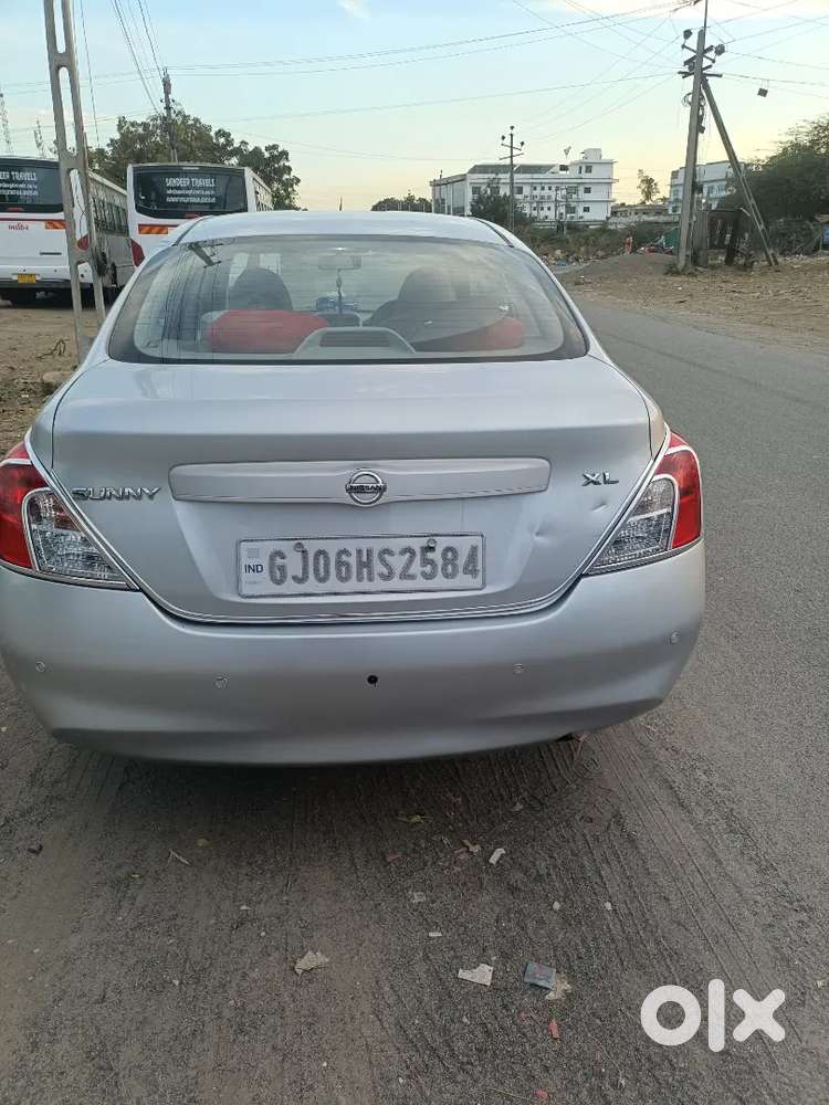 Nissan Sunny 2014 Petrol Good Condition