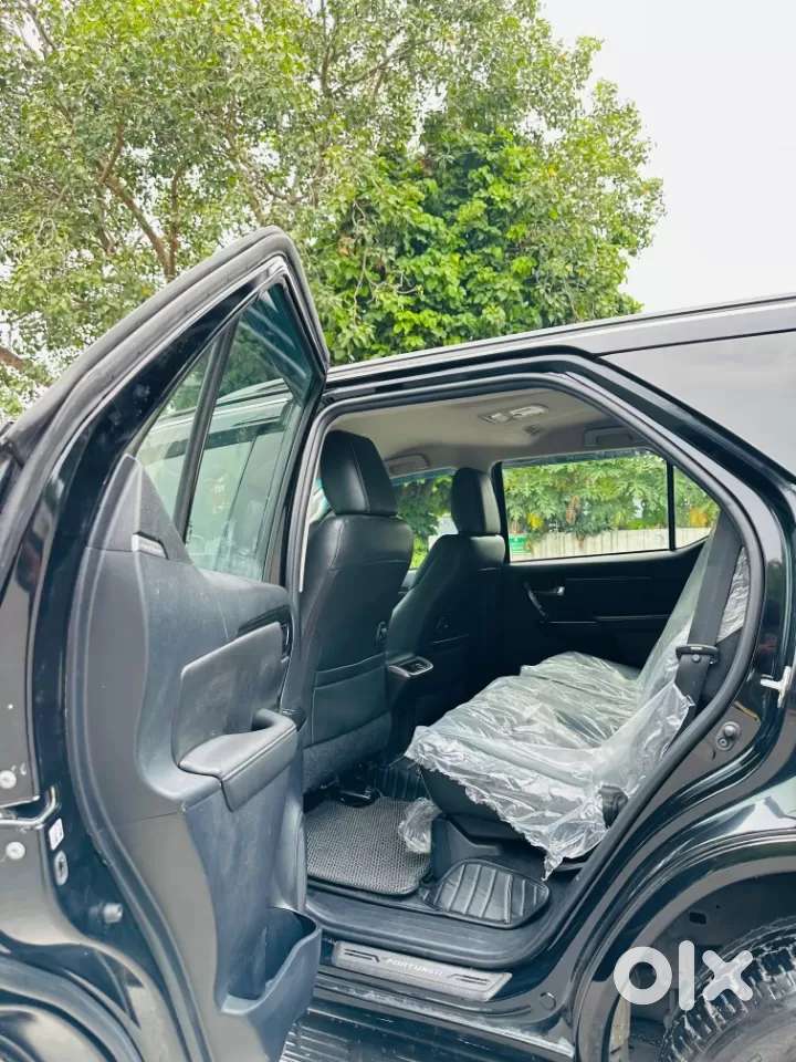 Toyota Fortuner 4x2 At 2.7 Petrol, 2025, Petrol