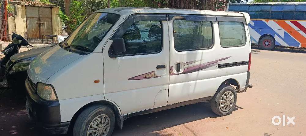 Eeco 2014 Well Maintain Home Used Petrol+cng