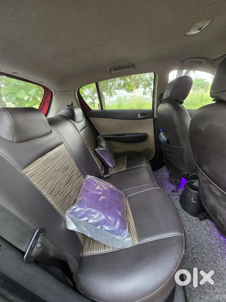 Hyundai I20 Magna(o) Android Auto, Jbl Speaker, Reverse Camera, Led