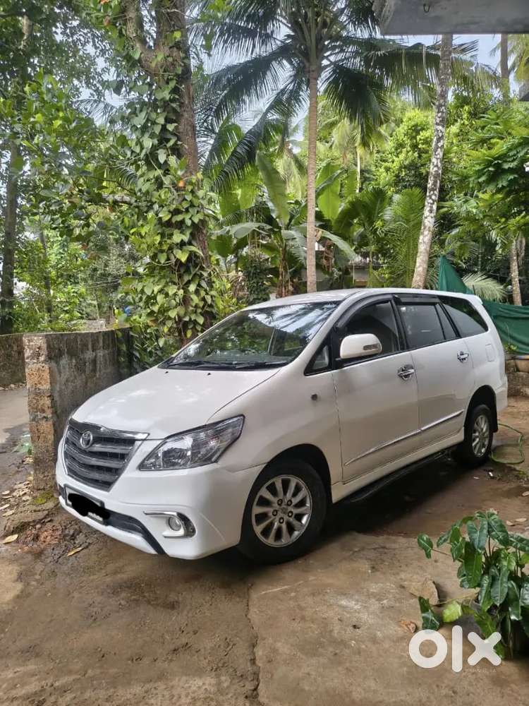 Toyota Innova 2014 2.5v Diesel Good Condition