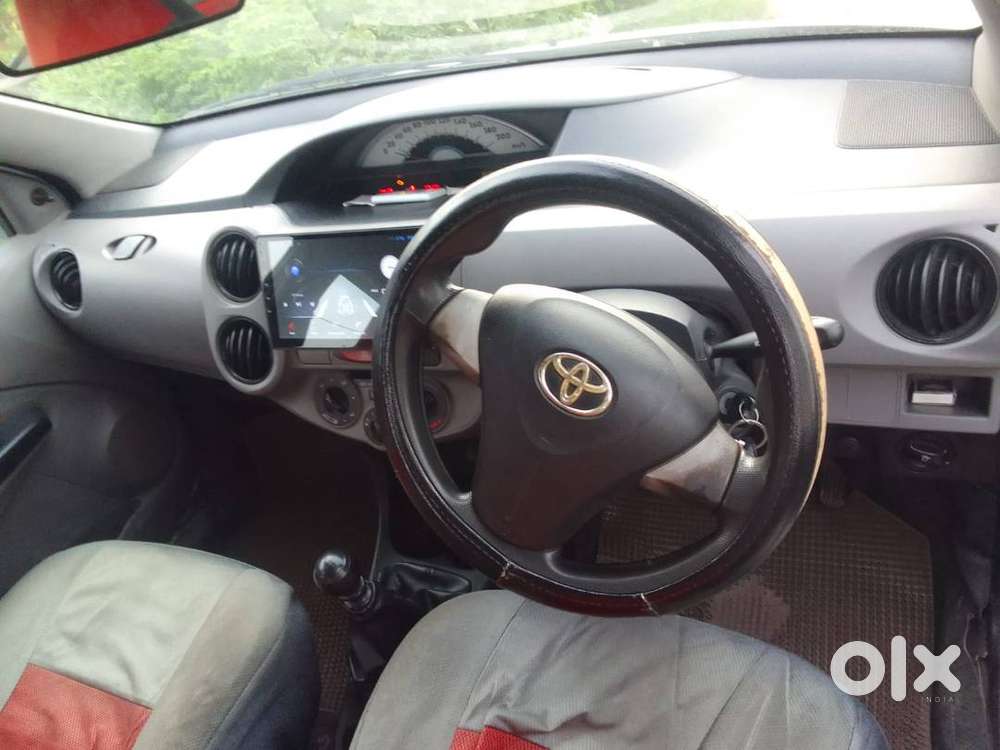Toyota Etios Liva 2011