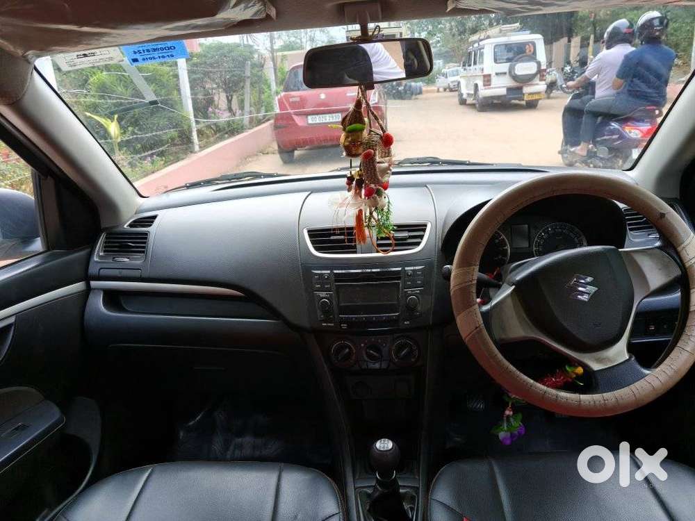 Maruti Suzuki Swift Vxi Optional, 2016, Petrol