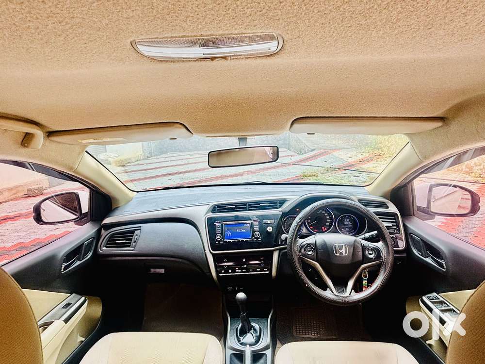 Honda City I-vtec V, 2017, Petrol