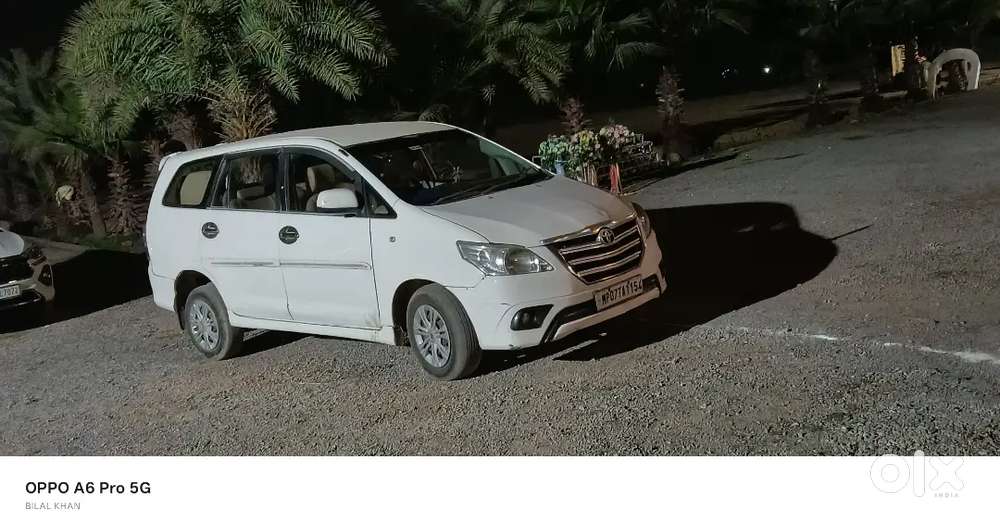 Toyota Innova 2014