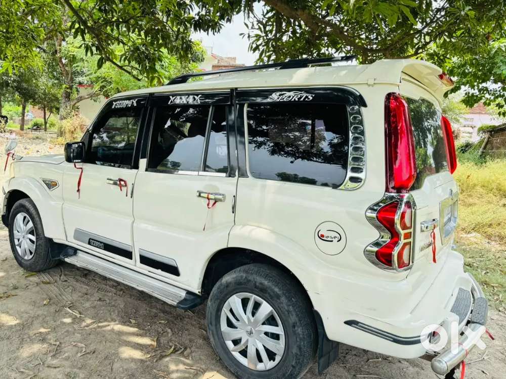 Mahindra Scorpio Diesel 2015
