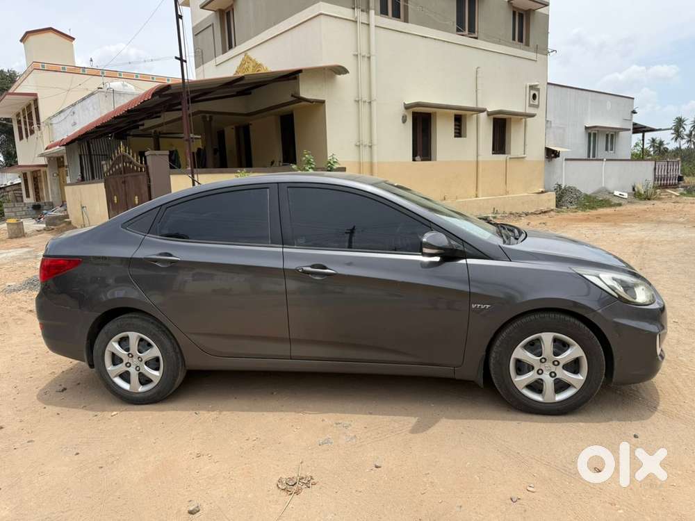 Hyundai Verna Manual 2012 Year