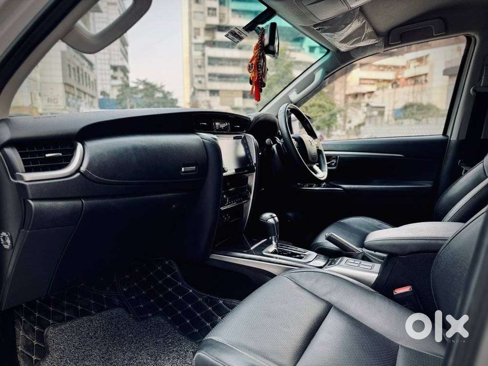 Toyota Fortuner 4x2 At 2.7 Petrol, 2022, Petrol