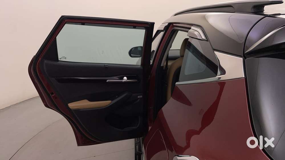 Kia Seltos 1.5 Htx+ Mt Dual Tone Imt, 2023, Diesel