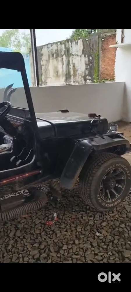 Mahindra Jeep Commander 650 2000