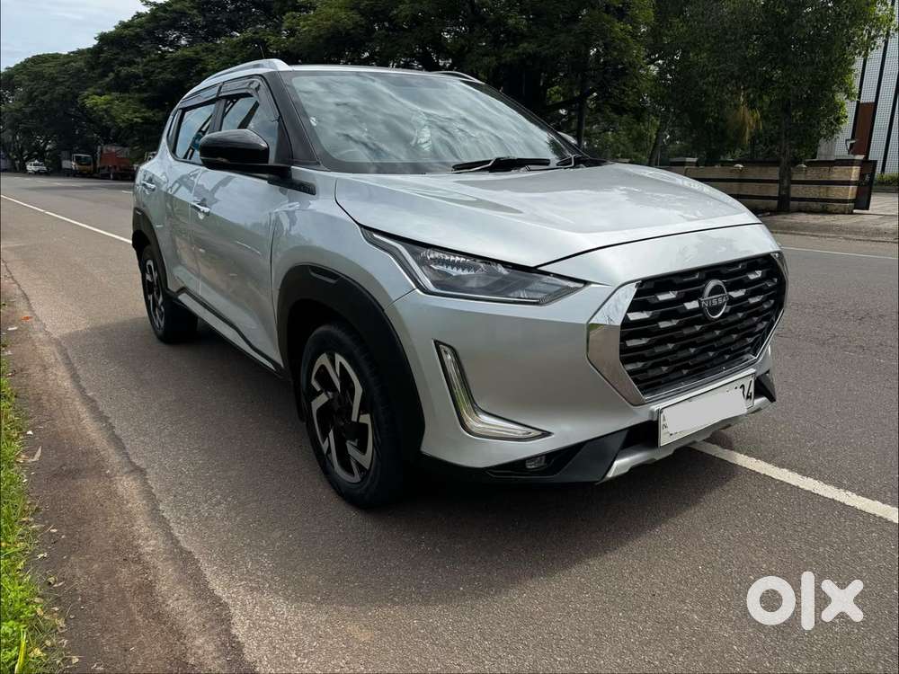Nissan Magnite 1.0 Xv Executive Turbo Cvt, 2022, Petrol