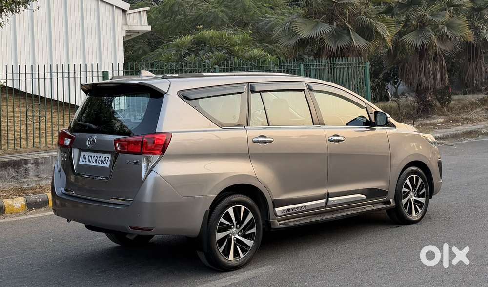 Toyota Innova Crysta [2020-ongoing] 2.4 Zx At 7 Str, 2022, Diesel