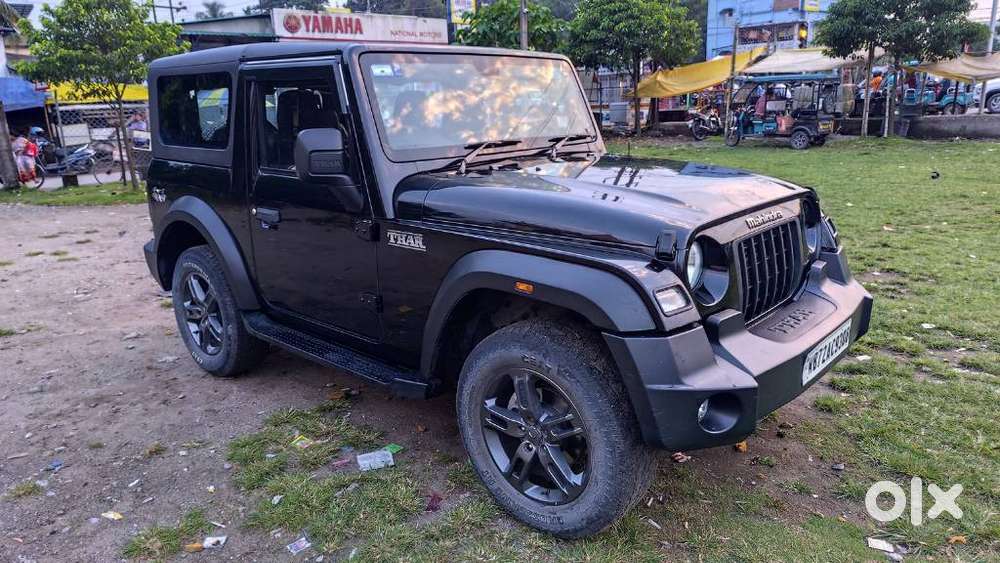 Mahindra Thar Lx Convertible Top Diesel Mt 4wd, 2023, Diesel