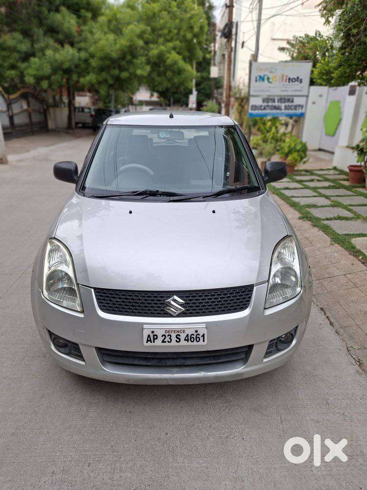 Maruti Suzuki Swift Vxi Bsiv, 2010, Petrol