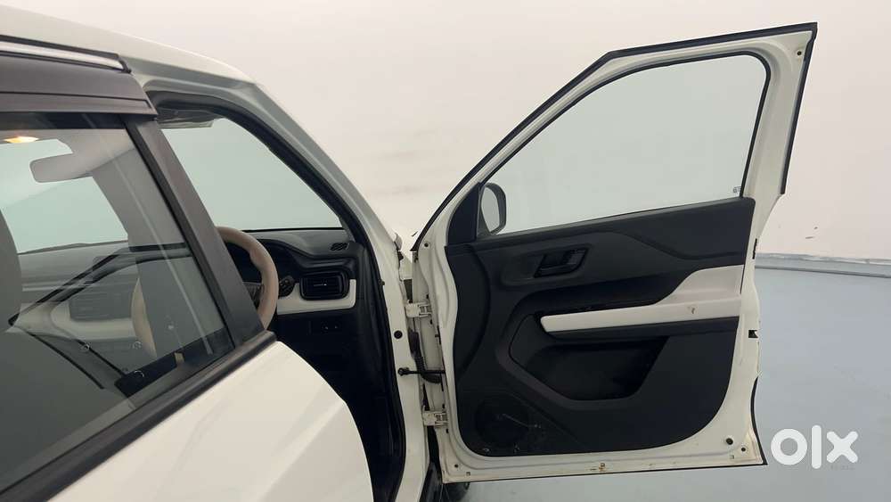 Tata Punch 1.2 Revotron Pure Rhythm Pack Mt, 2024, Petrol