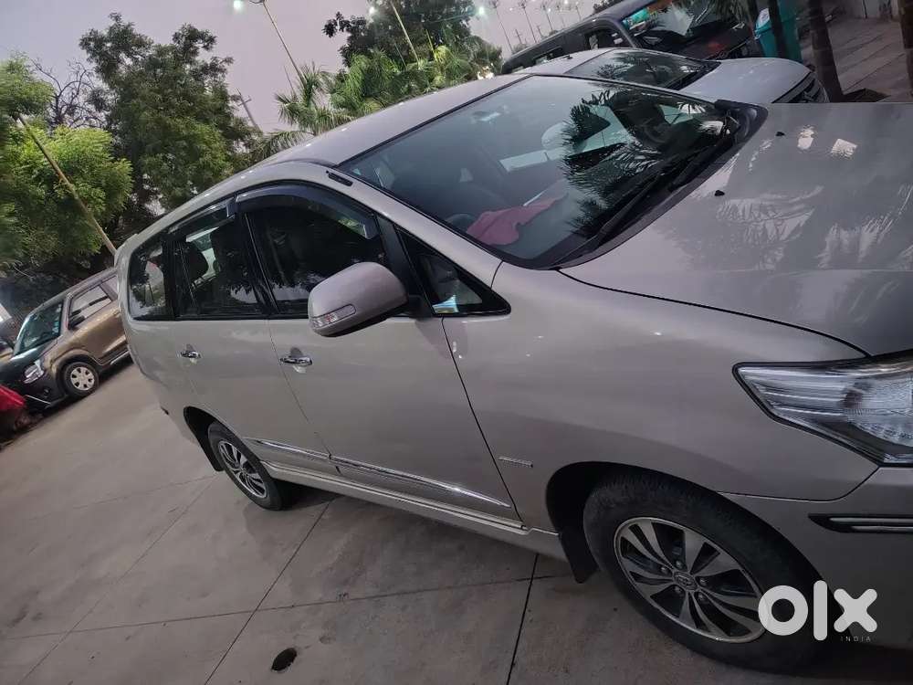 Toyota Innova 2015 Diesel 167000 Km Driven