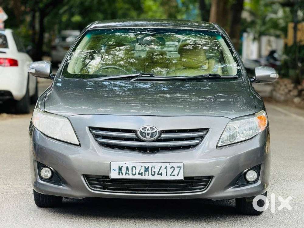 Toyota Corolla Altis 1.8 J, 2009, Petrol