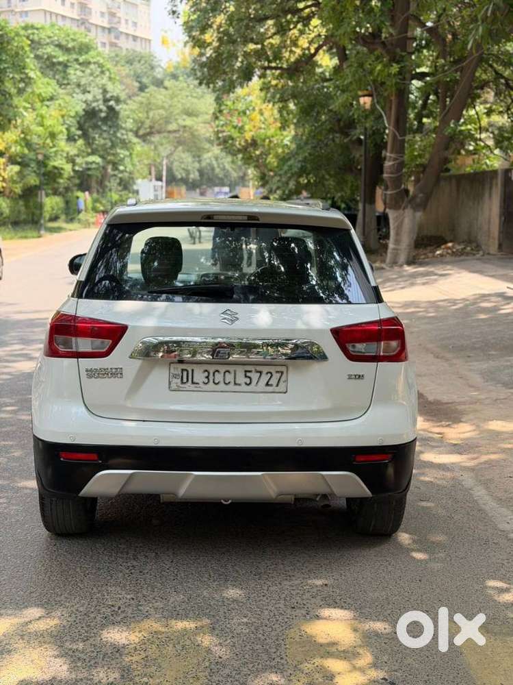 Maruti Suzuki Brezza Zdi+ Dual Tone, 2017, Diesel