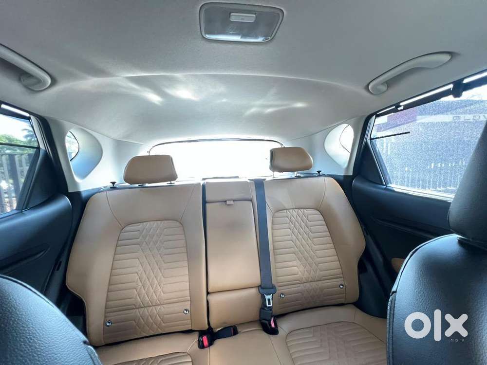 Kia Sonet 2025 Petrol 4600 Km Driven