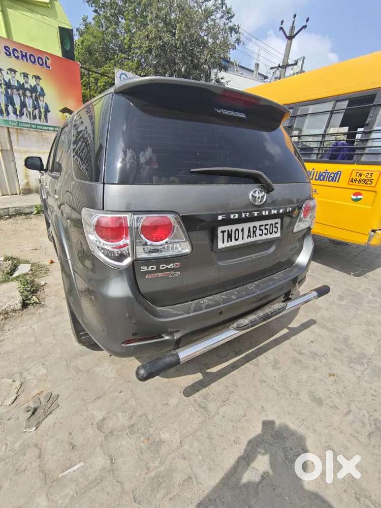 Toyota Fortuner 2012
