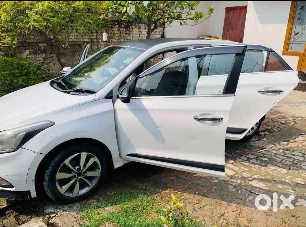 Hyundai New I20 2016 Deasel Milenge 25 Ka Hai Bhai Gadi Ok