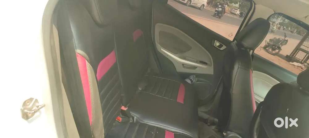 Ford Escort 2013 Top End