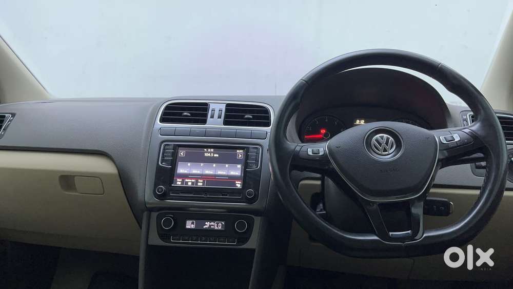 Volkswagen Vento 2010-2013 Petrol Highline At, 2021, Petrol