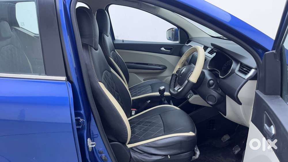 Renault Triber Rxz, 2020, Petrol