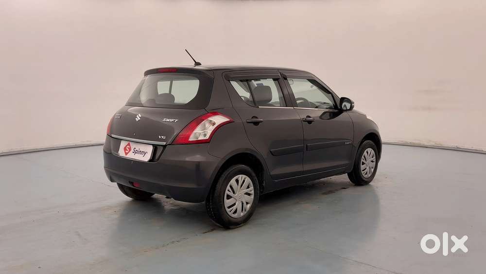 Maruti Suzuki Swift Vvt Vxi, 2017, Petrol