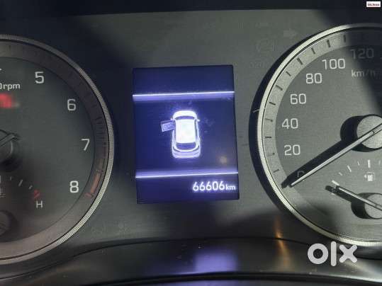 Hyundai Tucson [ ] 2.0 Gl (o) 2wd At Petrol, 2021, Petrol