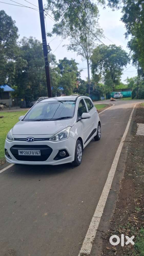Hyundai Grand I10 Sportz 1.2 Kappa Vtvt, 2015, Petrol