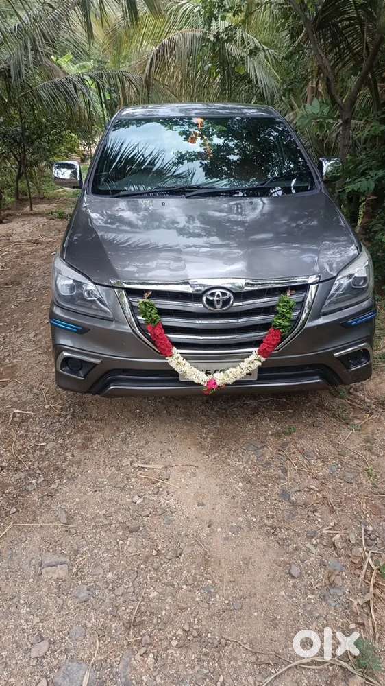 Toyota Innova 2012 Diesel Well Maintained