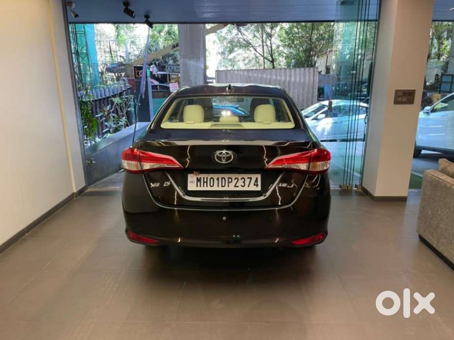 Toyota Yaris J Cvt, 2020, Petrol