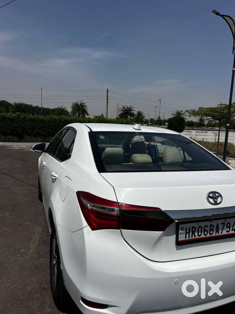 Toyota Corolla Altis 2013-2017 D-4d G, 2014, Diesel