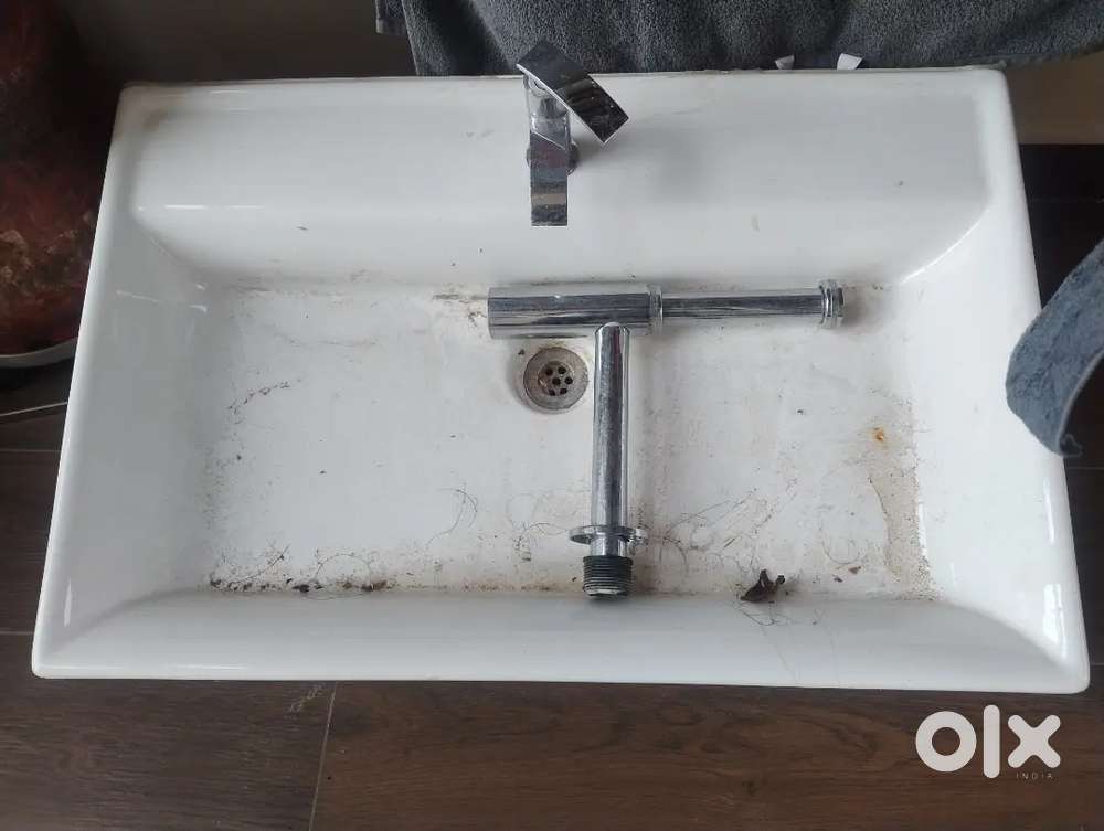Wash basin
