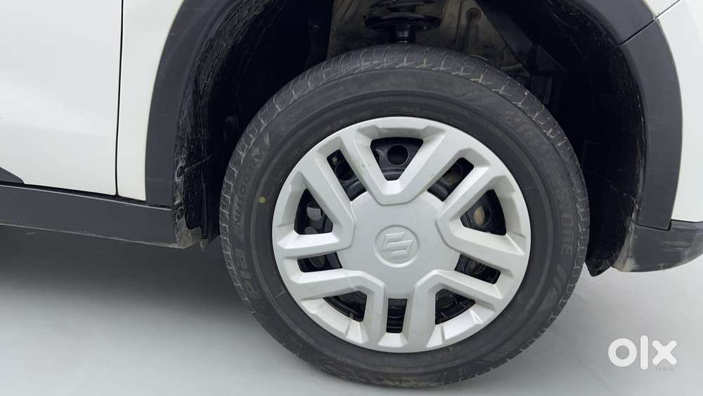 Maruti Suzuki Vitara Brezza 1.5 Vxi, 2022, Cng & Hybrids