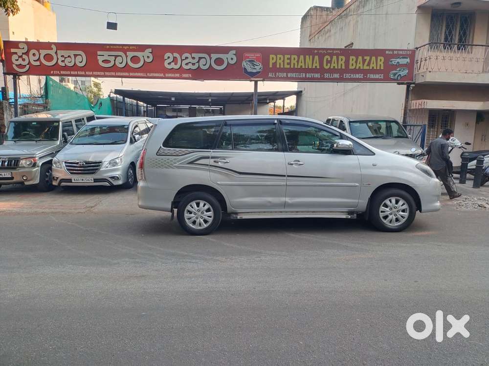 Toyota Innova 2.5 Vx 8 Str Bs-iii, 2011, Diesel