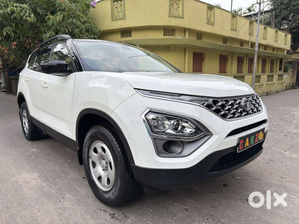 Tata Safari Pure, 2023, Diesel
