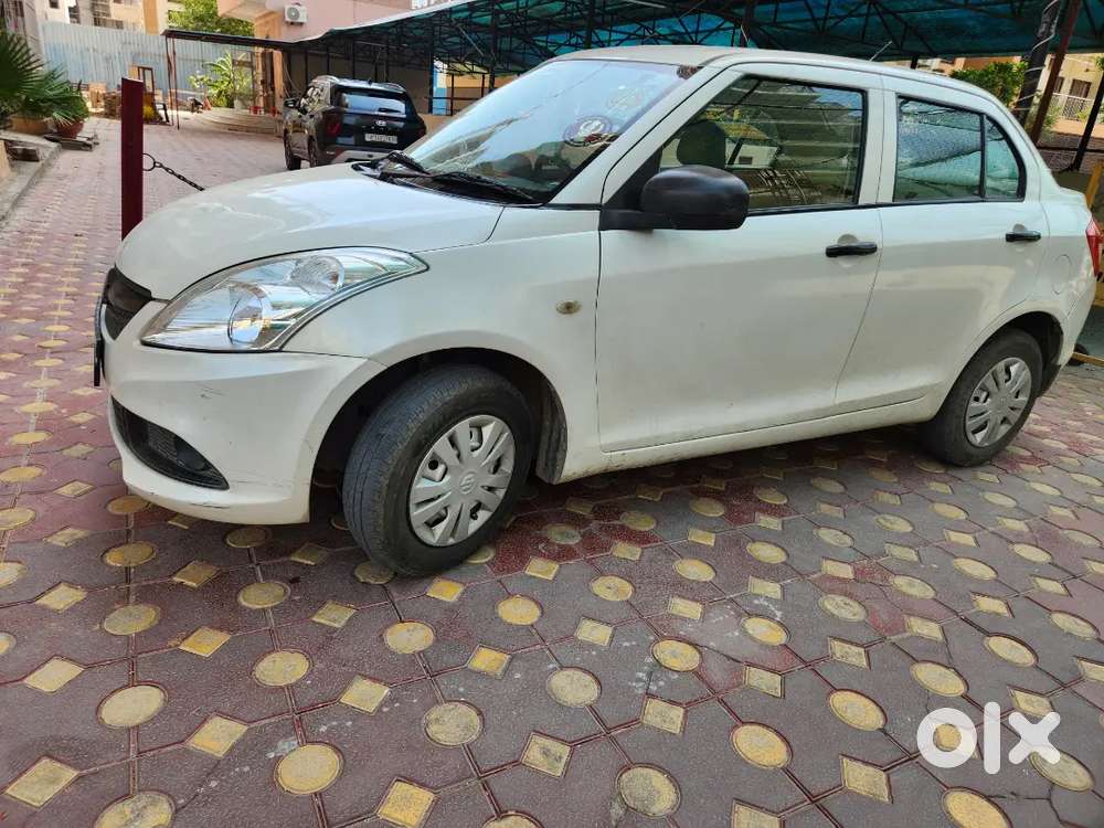 Maruti Dezire 2025 Petrol 1st Owner New Tyres