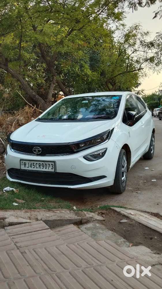 Tata Altroz 2022 Petrol 5600 Km Driven