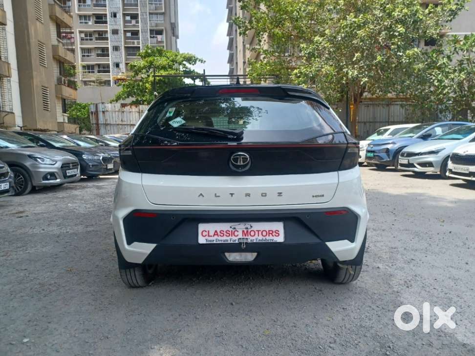Tata Altroz Xz Plus (s) Icng, 2025, Petrol