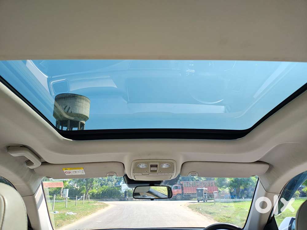 Mahindra Xuv700 2.2 Ax 7 Diesel At Str, 2021, Diesel