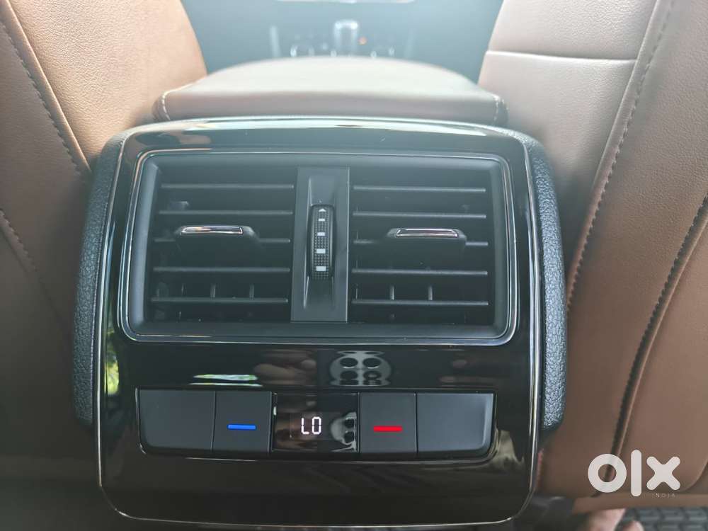 Skoda Superb, 2024, Petrol