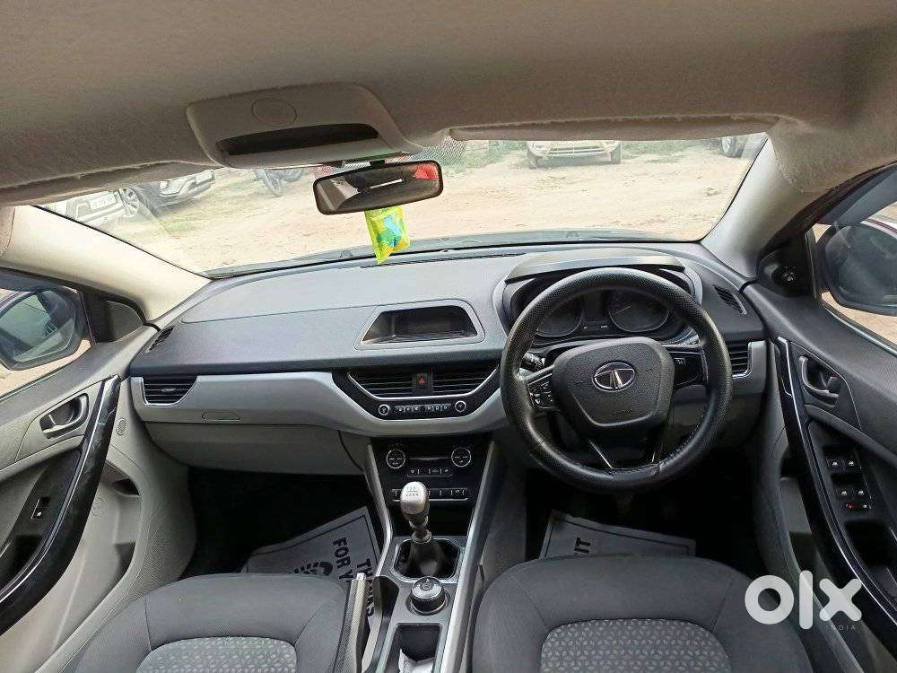 Tata Nexon 1.5 Revotorq Xt, 2018, Diesel