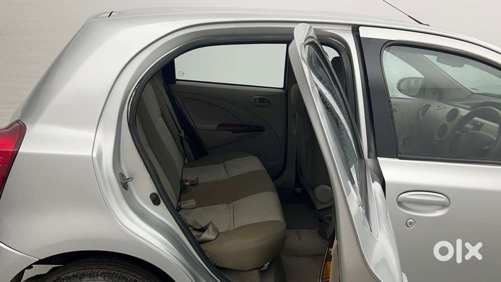 Toyota Etios Liva Xv, 2013, Petrol